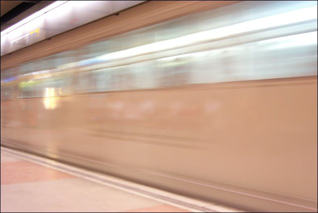 blake_metro_long_exposure