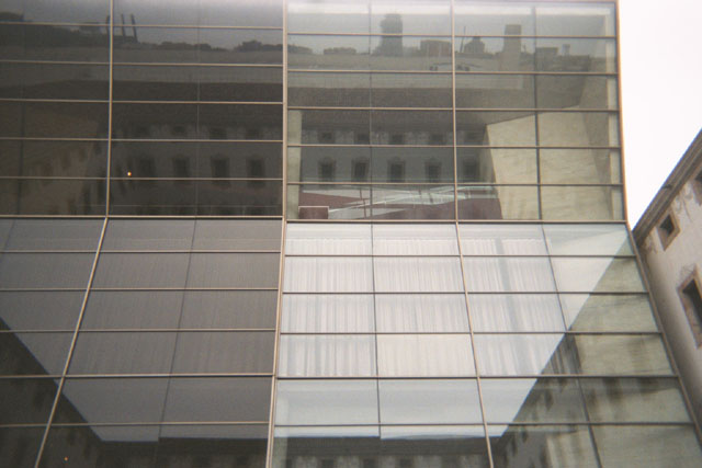 bcn_cccb_roof_reflect