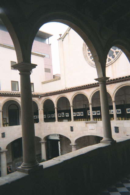 bcn_courtyard2