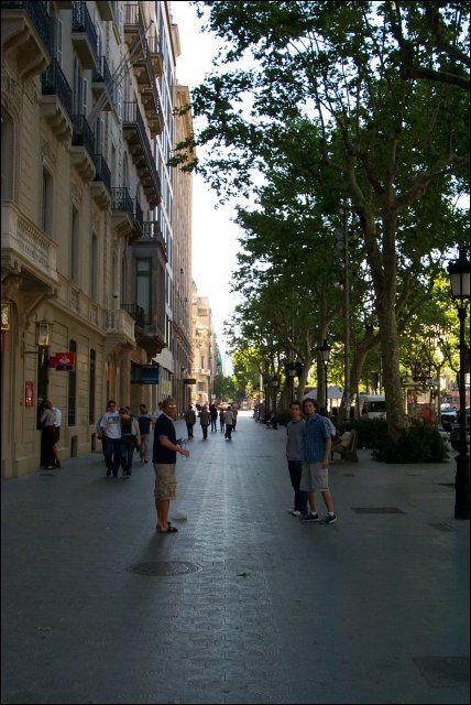 may_19_andrew_clint_cbq_on_la_rambla