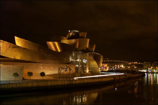 guggenheim_night