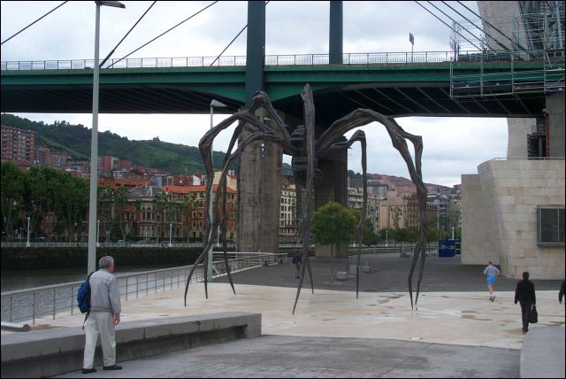 guggenheim_spider